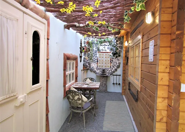 Casas Maravilha By Homie Calheta (Madeira)